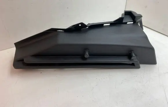 Skoda Octavia Mk3 (5E) Parcel shelf load cover mount bracket 5E5867761
