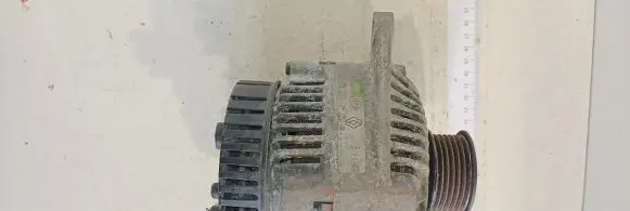 Mitsubishi Carisma Generator/alternator 7700424582 2541981B VALEO