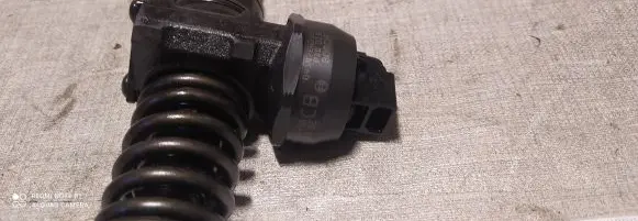 Skoda Octavia Mk2 (1Z) Fuel injector 038130073AR