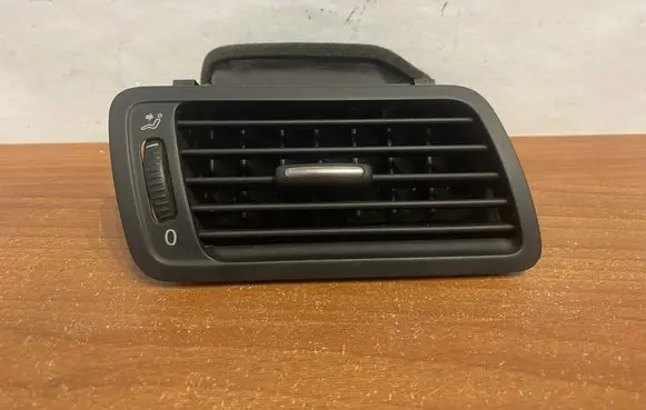 Volkswagen PASSAT B6 Dashboard air vent grill cover trim 3C1819702E B422