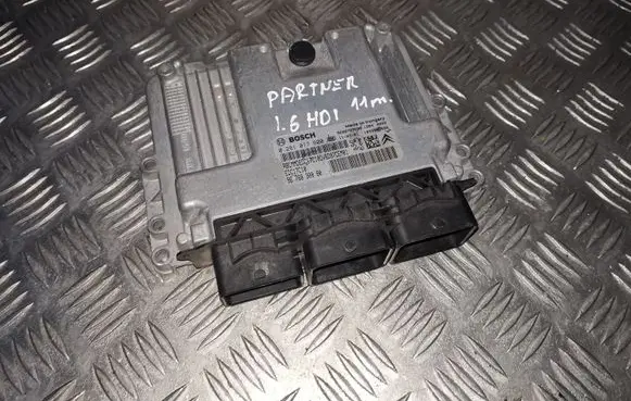Peugeot Partner Engine control unit/module 0281017600 9676830080
