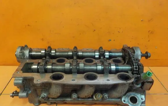 Land Rover Range Rover L405 Engine head 9X2Q6C064DA KOMPLETNA