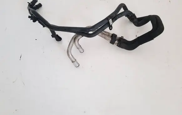 Audi Q7 4L Engine coolant pipe/hose 7L6121070AJ