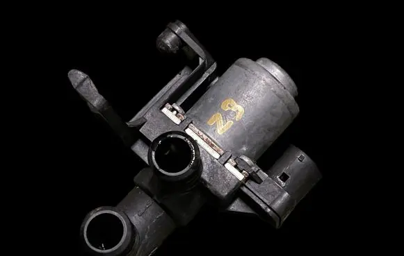 BMW Z3 E36 Coolant heater control valve 8375443 1147412138