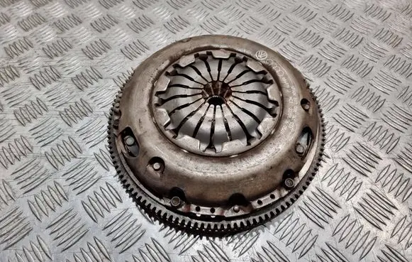 Volkswagen Golf Plus Clutch set kit R030105271D