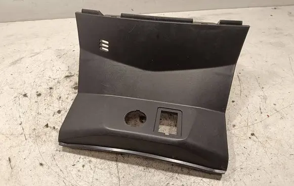 Nissan X-Trail T32 Panel trim 681044CC0A 681T14CC0A