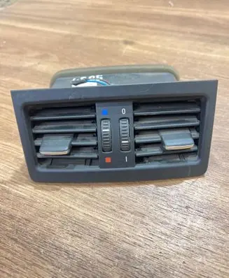 BMW 3 E90 E91 Rear air vent grill 7129556 6932023 6932024