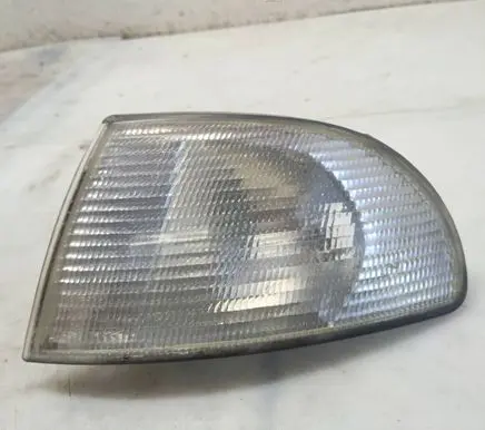 Audi A4 S4 B5 8D Front indicator light 084411514