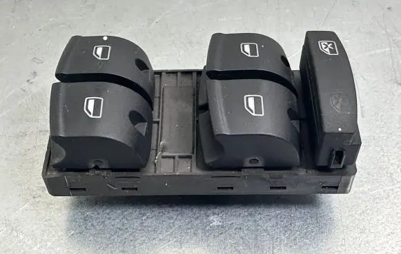 Audi A3 S3 A3 Sportback 8P Electric window control switch 4F0959851F