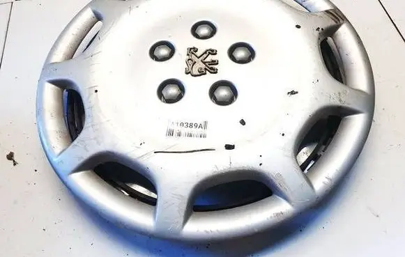 Peugeot 406 R15 wheel hub/cap/trim 9617395077