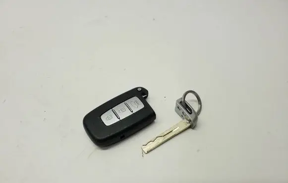 Hyundai ix35 Ignition key/card 