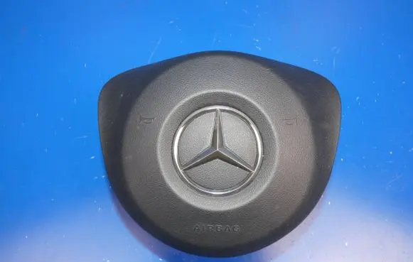 Mercedes-Benz GLA W156 X156 Steering wheel airbag A0008601000
