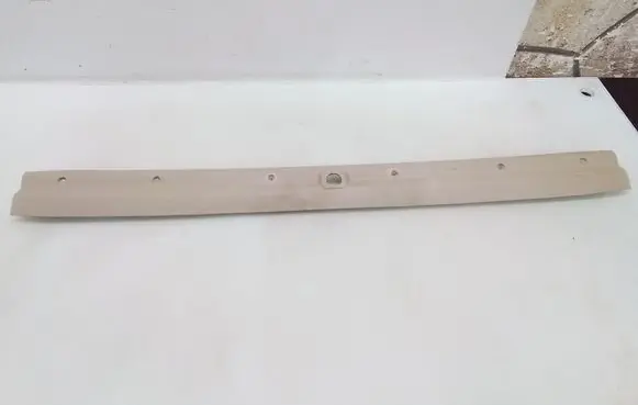 Nissan Terrano Tailgate/trunk upper cover trim 909020F010