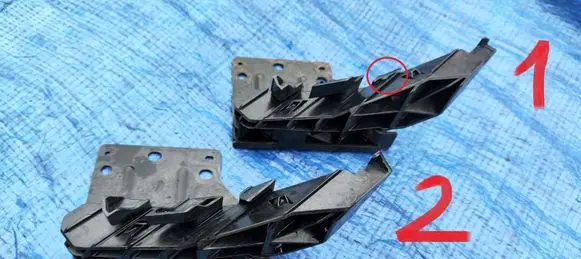 Infiniti FX Headlight/headlamp mounting bracket PODREFLEKTOR