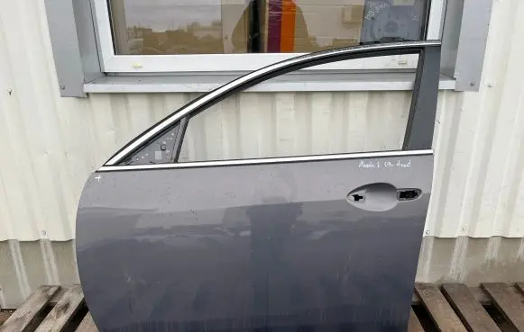 Mazda 6 Front door