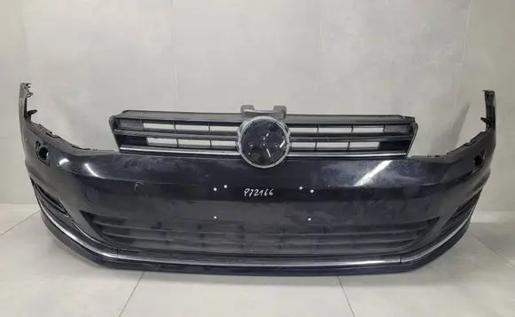 Volkswagen Golf VII Front bumper 5G0807221 5G0805915