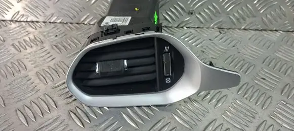 Jeep Renegade Dashboard side air vent grill/cover trim 0735631635