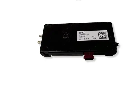 BMW 5 G30 G31 G38 Aerial antenna amplifier 9389561
