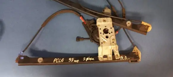 Volkswagen Polo III 6N 6N2 6NF Front door window regulator motor 6K4959801