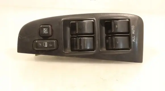 Toyota Avensis T250 Electric window control switch 