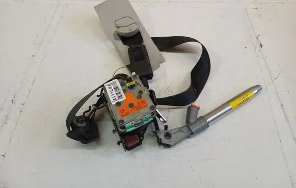Citroen C4 Grand Picasso Front seatbelt 9654964377