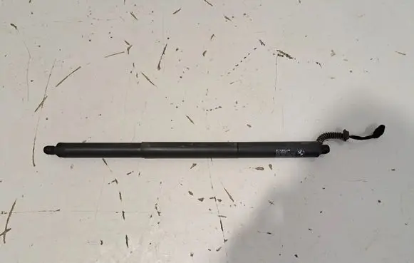 BMW 2 F46 Tailgate/trunk strut/damper 7365979 2696591