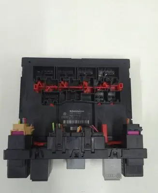 Skoda Octavia Mk2 (1Z) Comfort/convenience module H37S1002 28022870 3C0937049E