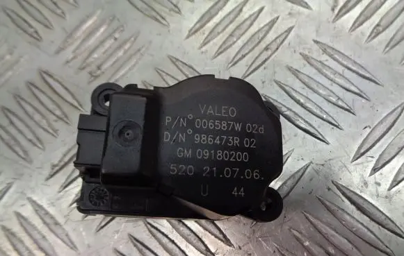 Opel Vectra C A/C air flow flap actuator/motor 09180200