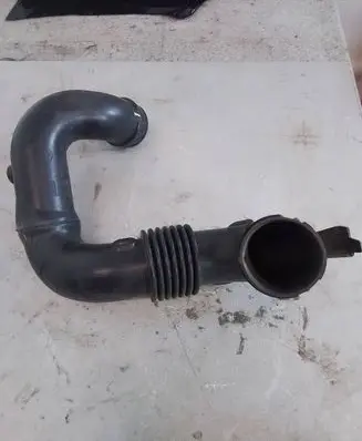 Renault Master III Air intake duct part 165554107r