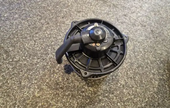 Mazda Demio Heater fan/blower