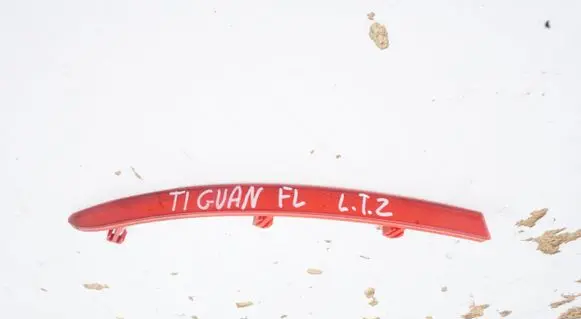 Volkswagen Tiguan Rear tail light reflector 