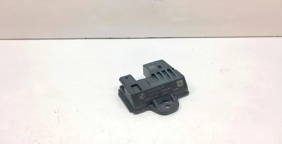 BMW 3 F30 F35 F31 Glow plug pre-heat relay 8519472