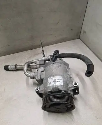 Volkswagen Golf VI Air conditioning (A/C) compressor (pump) 5N0820803A 01140562