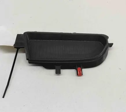 Toyota Sienna XL40 IV Dashboard lower bottom trim panel 5891608060 5547008010