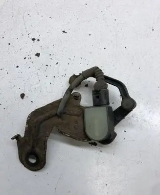 Headlight/headlamp level sensor