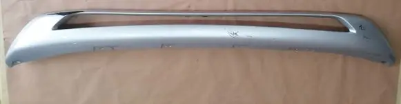 Peugeot 5008 II Front bumper lip 9811020177