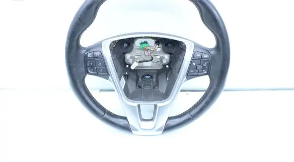 Volvo V40 Steering wheel P31250592