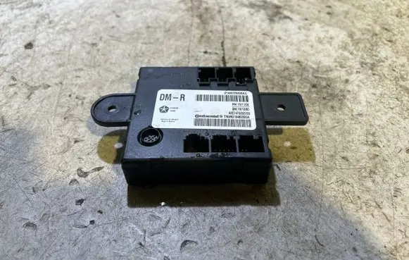 Chrysler Pacifica Door control unit/module 68225096AG TRHGG184803D0A A2C7475250700