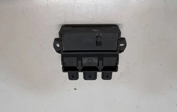 Volvo S60 Tailgate/trunk control unit/module 32137251 130224 SWC114