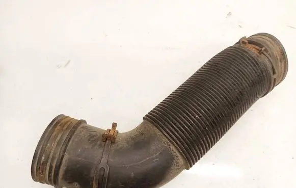 Volkswagen PASSAT B4 Air intake hose/pipe 1H0129627AP