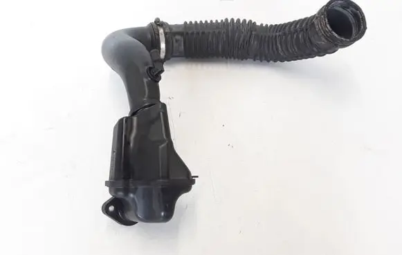 Renault Master III Air intake duct part 8200858600