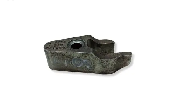 Mercedes-Benz C W204 Fuel Injector clamp holder A6510160438