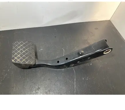Volkswagen Touran I Brake pedal 1T1723143E