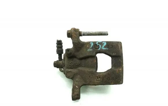 Nissan Juke I F15 Rear brake caliper MMAUTKO24057