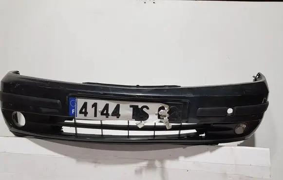 Renault Laguna II Front bumper 8200008270