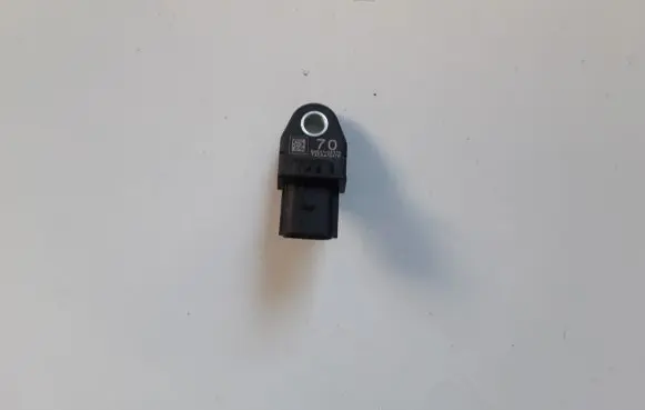 Suzuki Swace Airbag deployment crash/impact sensor 8983102310