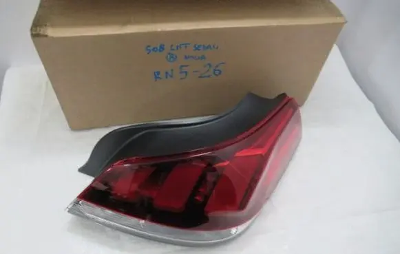 Peugeot 508 Rear/tail lights 9807242680