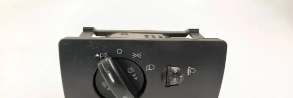 Ford Mondeo Mk III Light switch 1S7T13A024BB