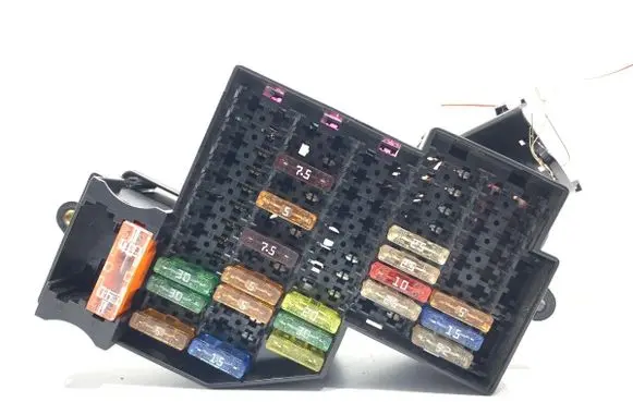 Porsche Panamera (970) Fuse box set 7L0941828A