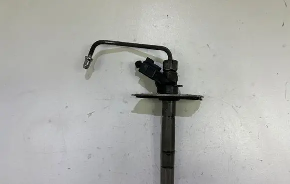 Audi A6 S6 C6 4F Fuel injector 059130277BD